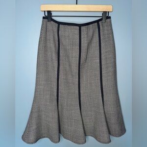 Escada 100% Virgin Wool Textured Designer Skirt | Size 40
